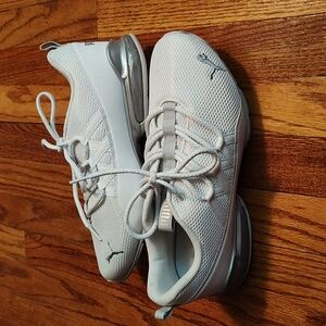 Puma barely if ever🤔 worn athletic shoes